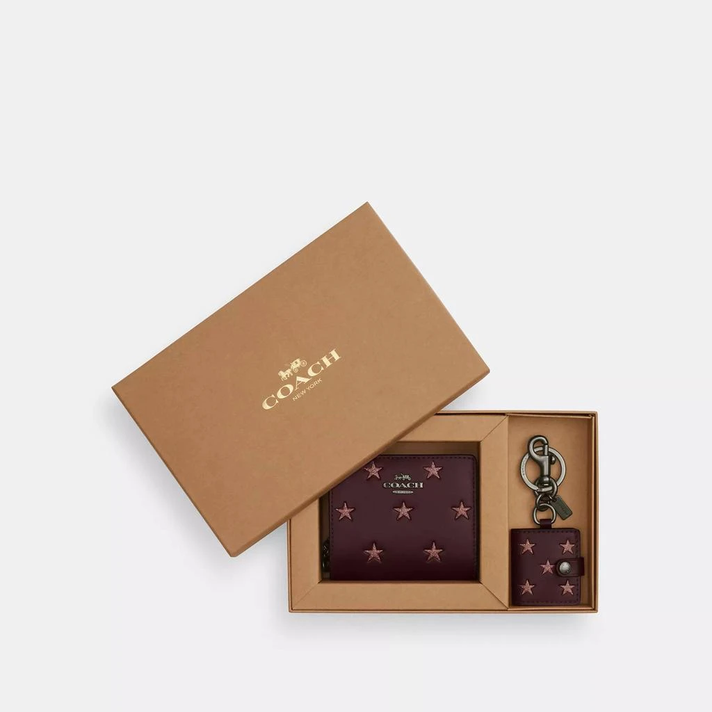 Coach Boxed Snap Wallet And Picture Frame Bag Charm With Star Print 6