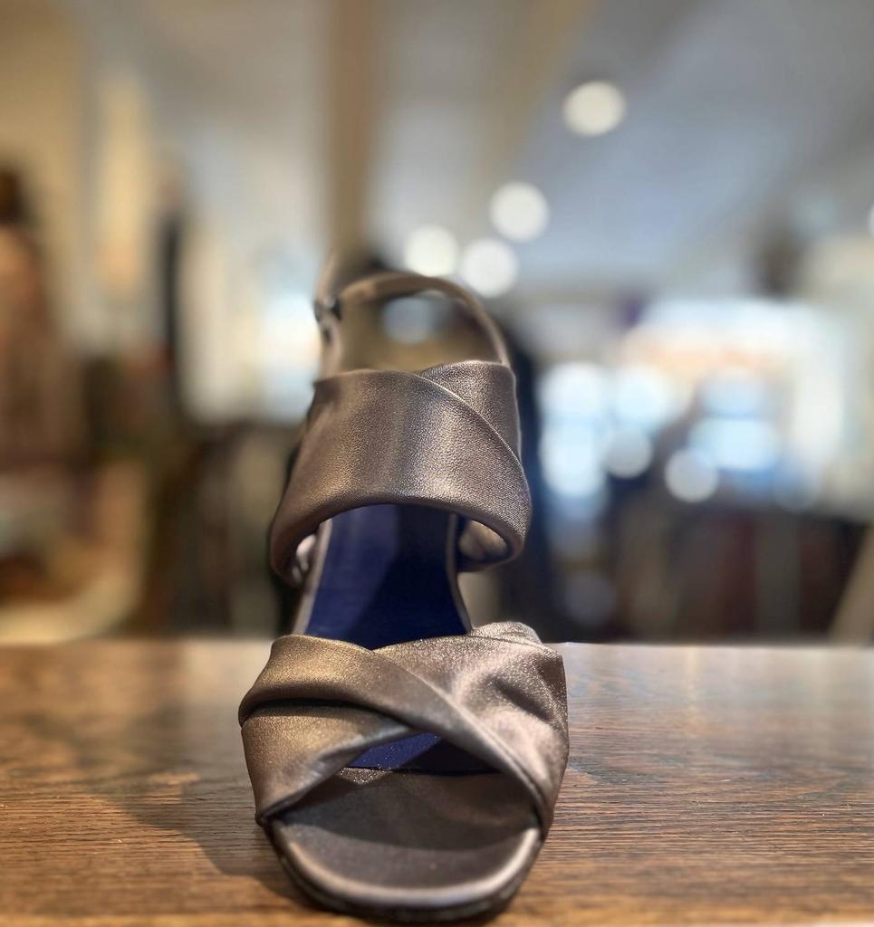 Amalfi by Rangoni Tirana Twisted 2Band Sandal - Medium Width In Pewter