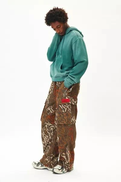 CHNGE CHNGE Wildlife Allover Print Cargo Sweatpant 4
