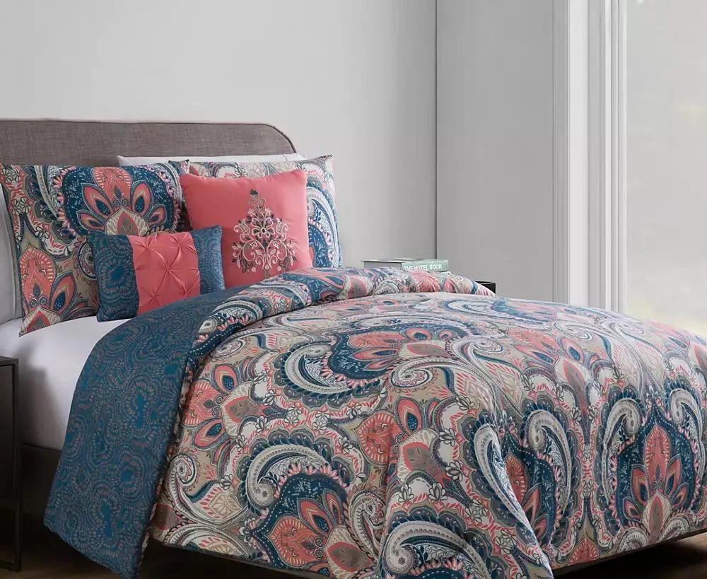 VCNY Home Casa Real Damask Reversible 4-Pc. Comforter Set 6