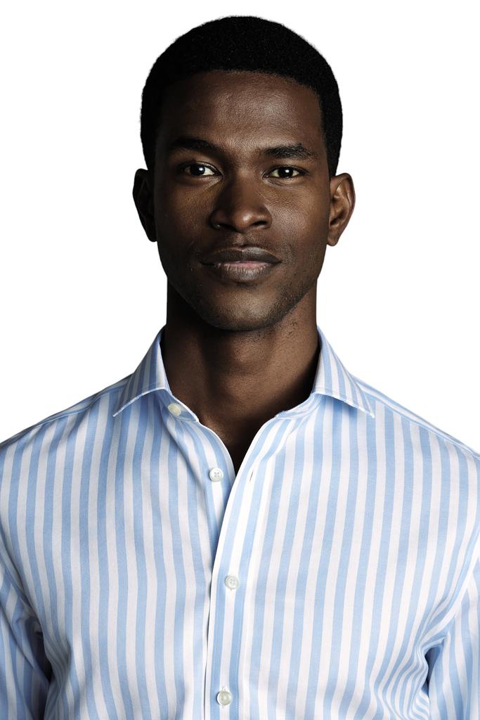Charles Tyrwhitt Men's Wide Stripe Non-Iron Twill Cutaway Slim Fit Shirt Single Cuff