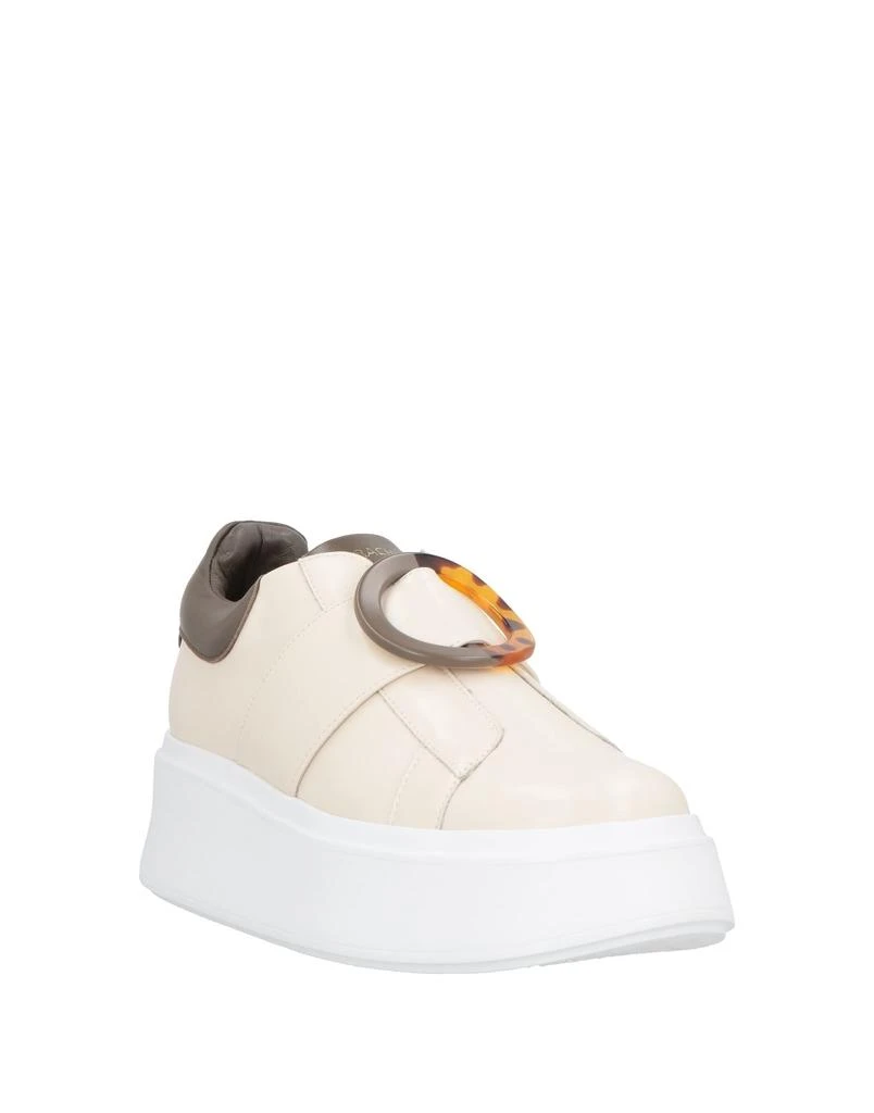 Sneakers – On Sale Now with Up to 50% Off Discover Exclusive