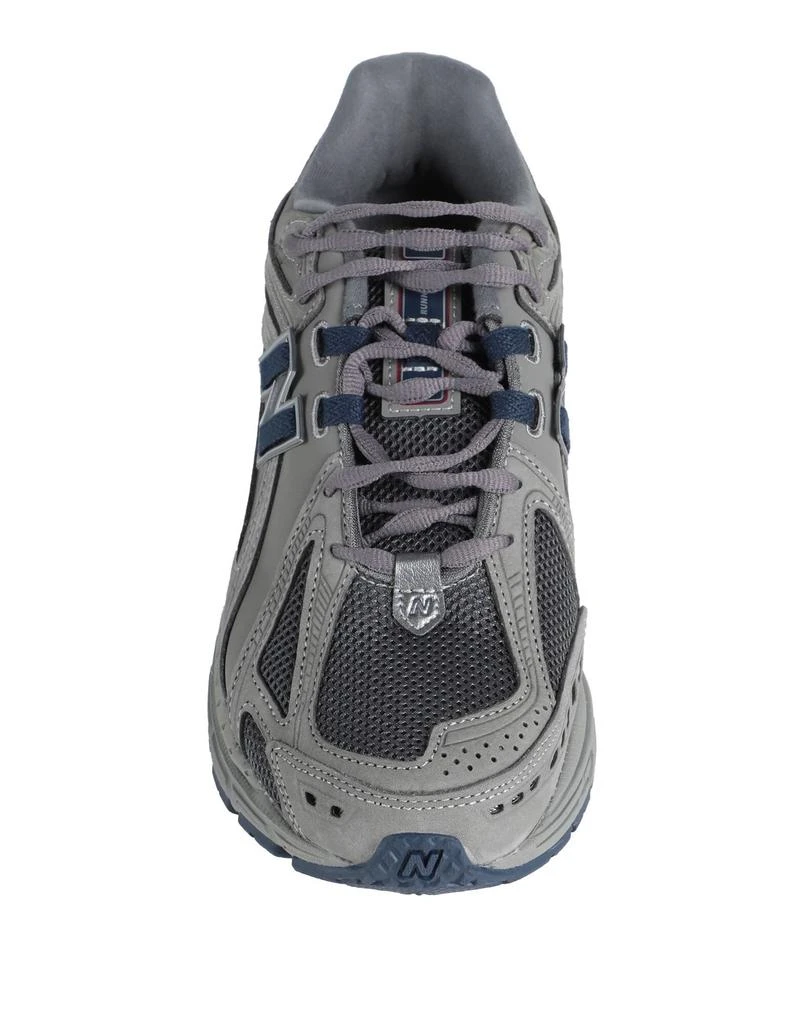 New Balance Sneakers 4