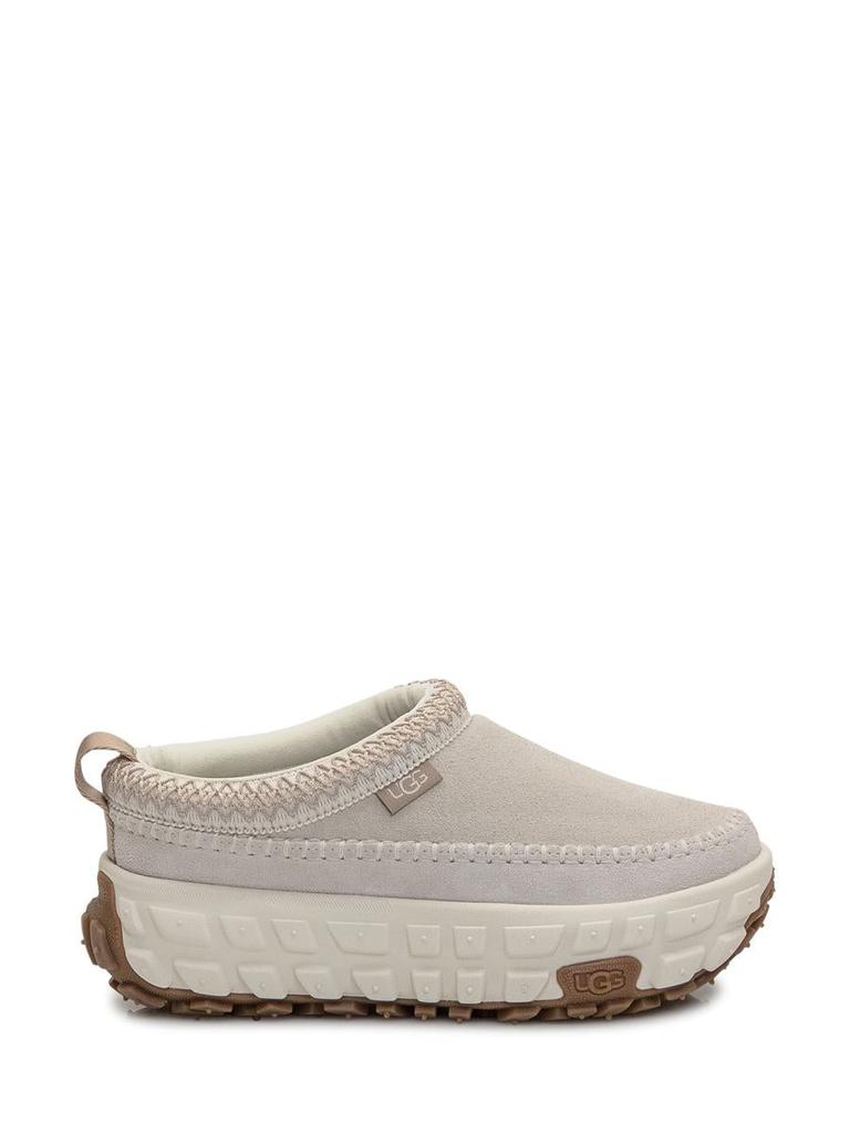 【UGG】VENTURE DAZE COZY アグ 夏のアウトドアシーンにも活躍！グリップ力抜群の厚底ソールが目
