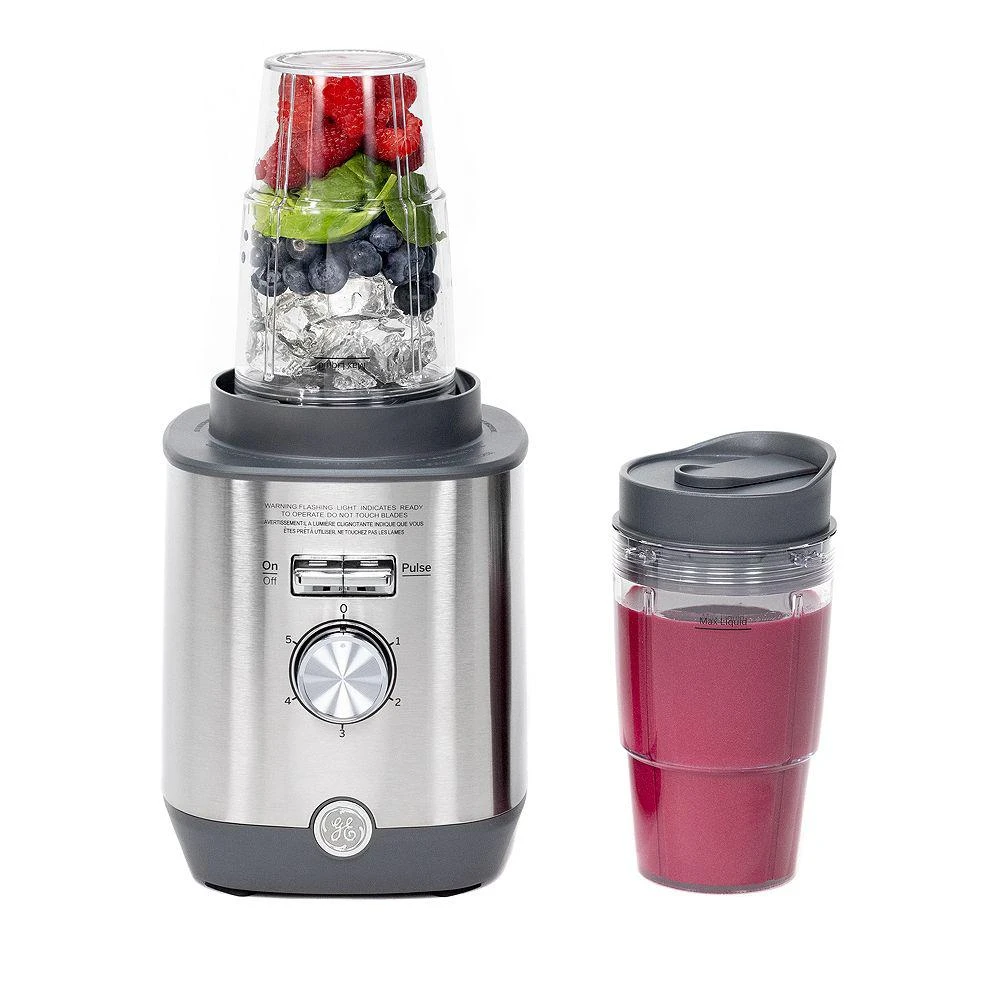 GE Appliances 1000 Watt Blender with Travel Cups 6