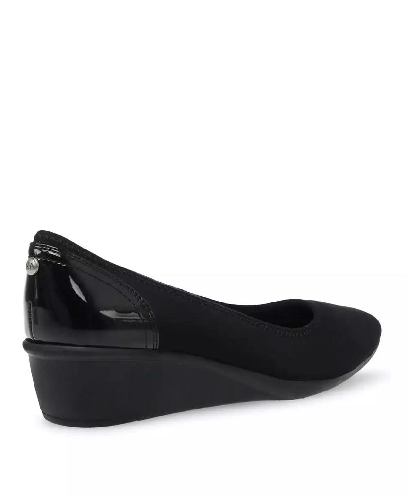 Anne Klein Women's Wisher Flexible Sport Wedge Pumps 6