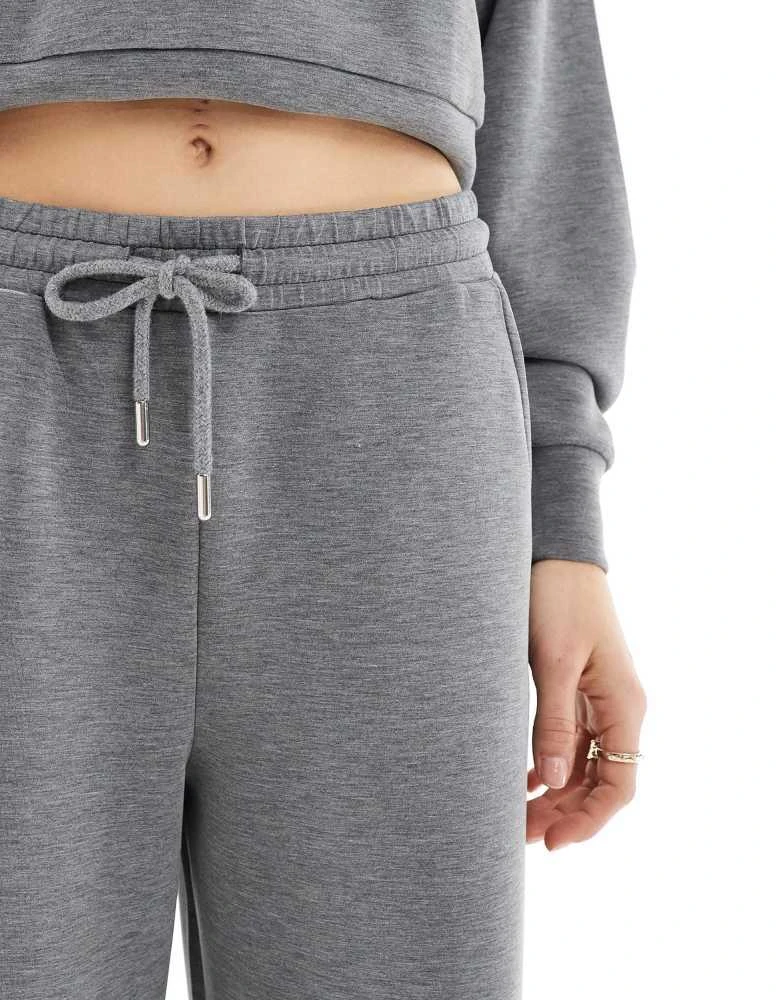 Stradivarius Stradivarius soft touch wide leg jogger in grey co-ord 4