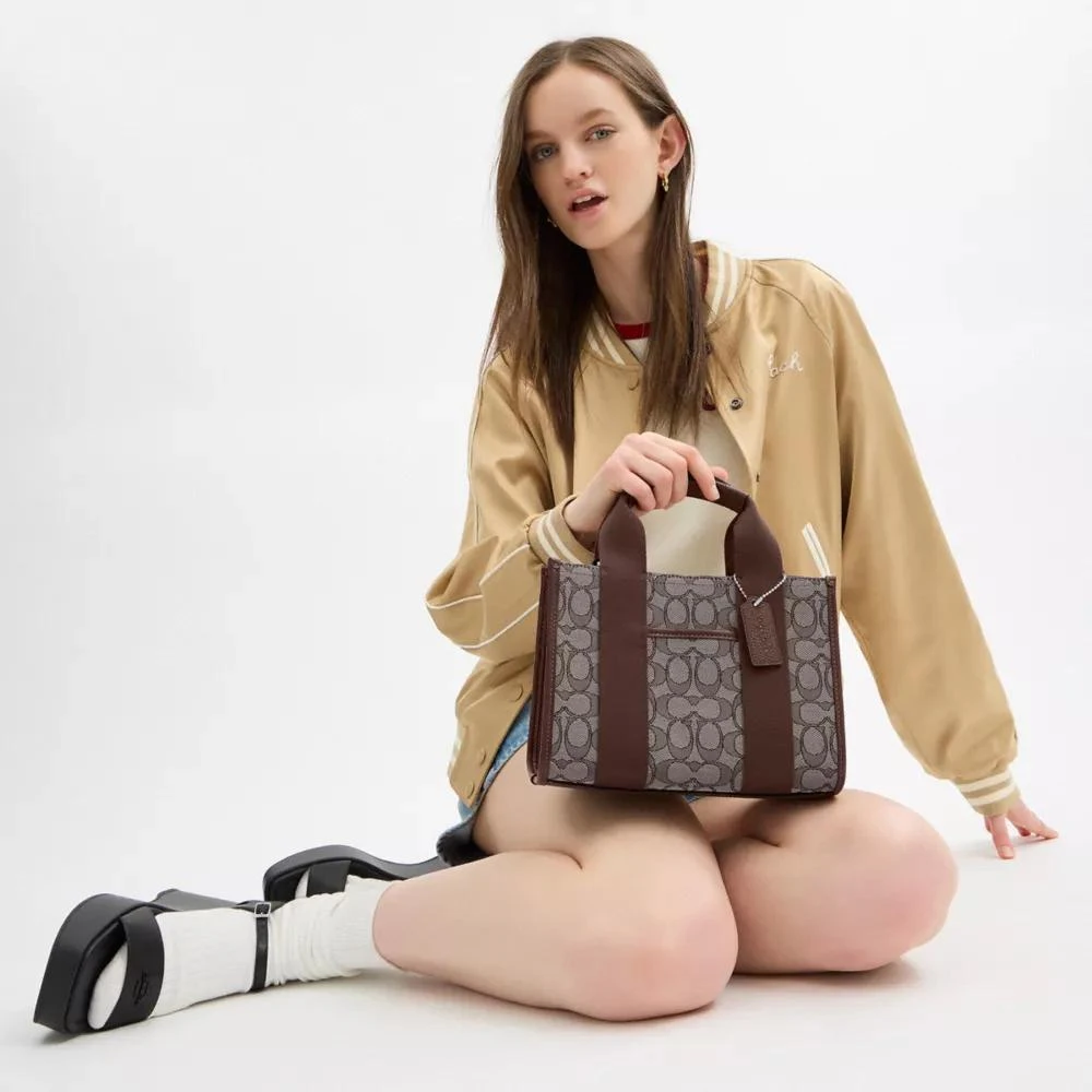 Coach Smith Tote Bag 24 In Signature Jacquard 3