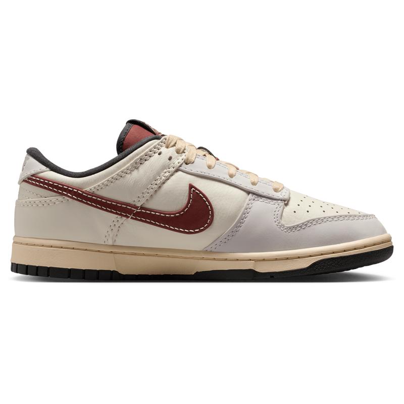 nike dunk low mens foot locker