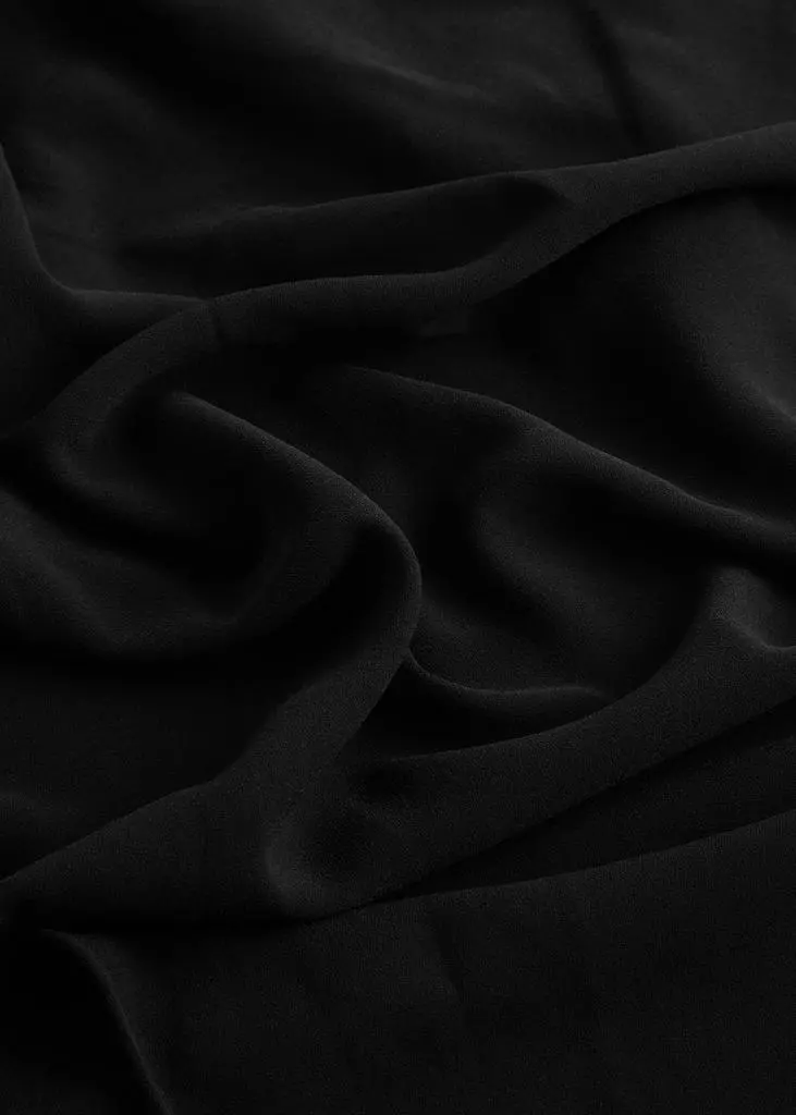SOLACE LONDON Kaila cape gown  5