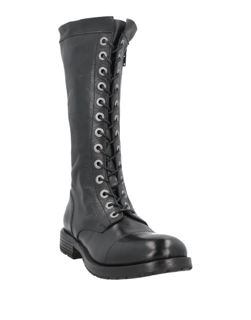 MOMA Boots