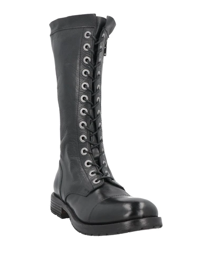MOMA Boots 2