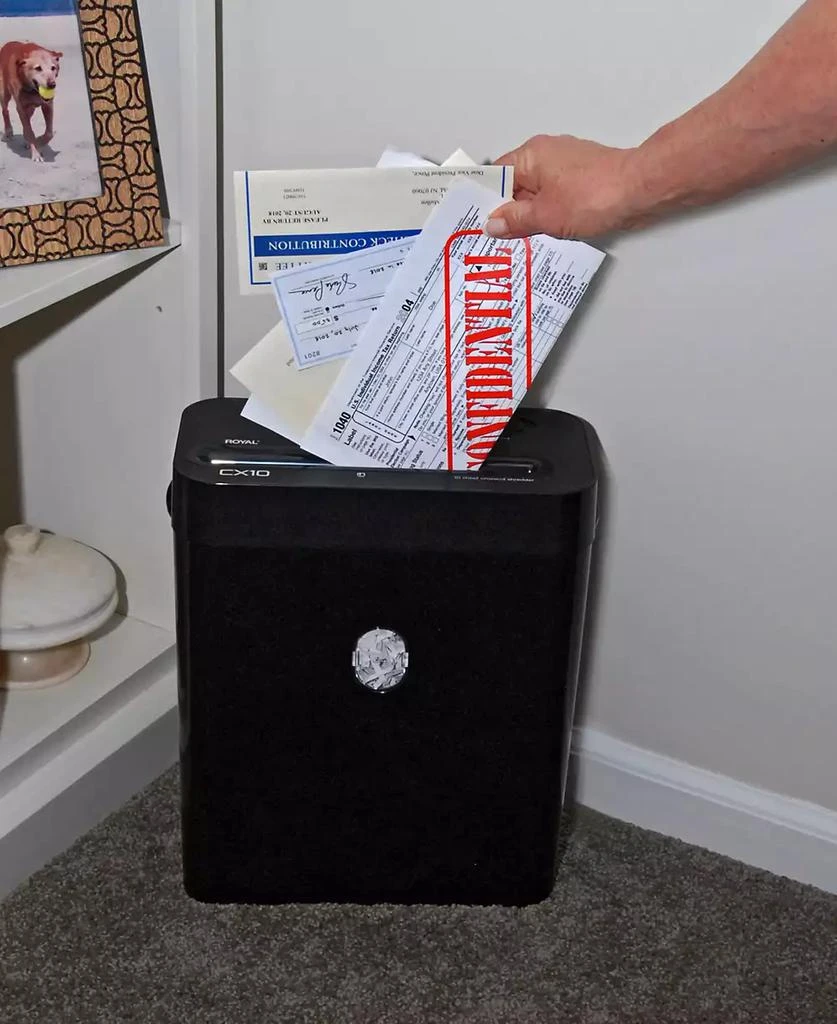 royal 10 Sheet Cross Cut Lift Off Paper Shredder, Black 2