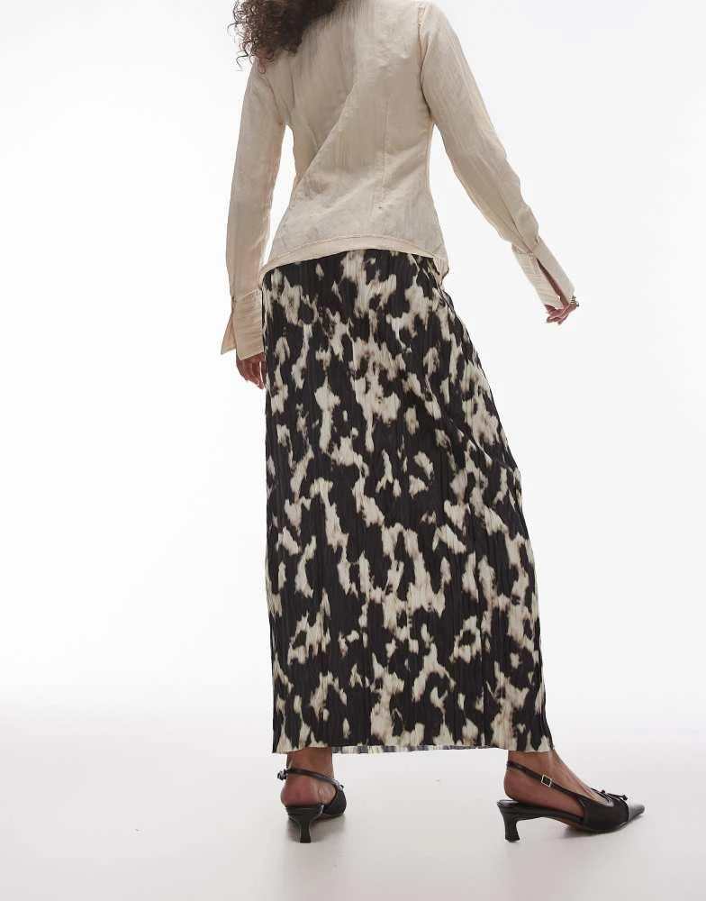 Topshop Topshop abstract leopard print plisse midi skirt in brown 3