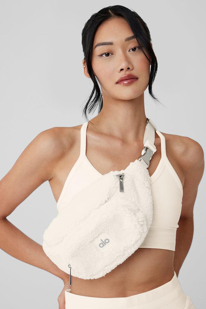 alo ボディバッグ IVORY alo ボディバッグ IVORY Alo Yoga Women's Explorer Fanny Pack Ivory