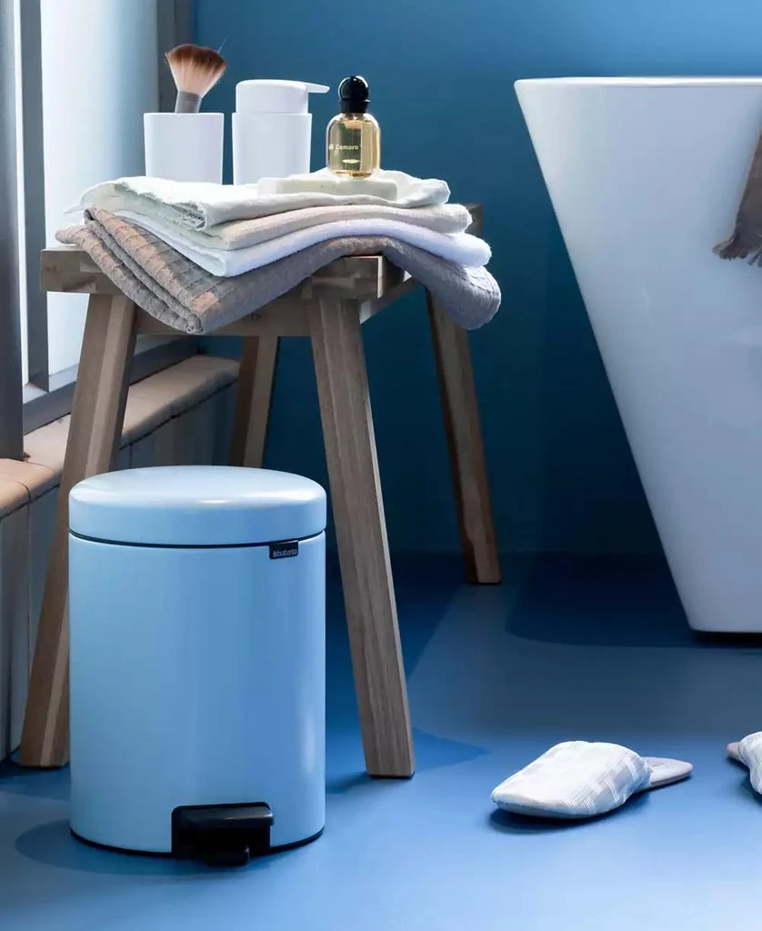 Brabantia New Icon Step on Trash Can, 1.3 Gallon, 5 Liter 7
