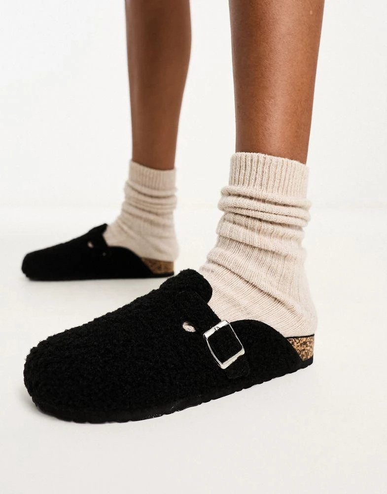 Glamorous Glamorous teddy mules in black 4