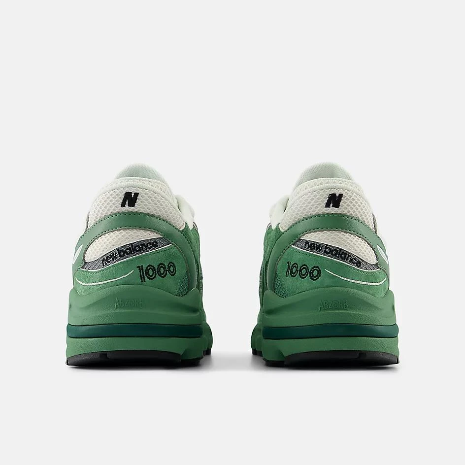 New Balance 1000 4