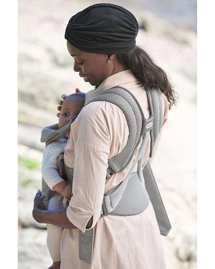 BabyBjörn Baby Carrier Free 3
