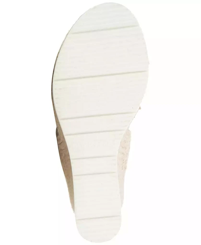 Gentle Souls Women's Evora Stitched-Trim Wedge Sandals 5