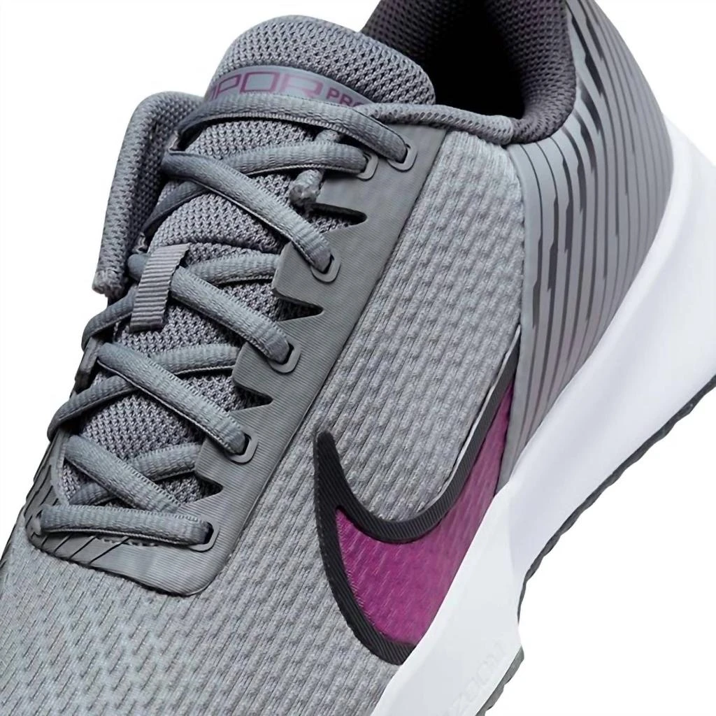 NIKE Nike - Men's Zoom Vapor Pro 2 Hard Court Tennis Shoes 6