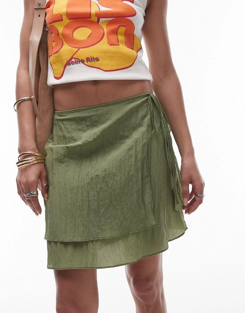 Topshop Topshop layered mini skirt with bow in green crinkle 1