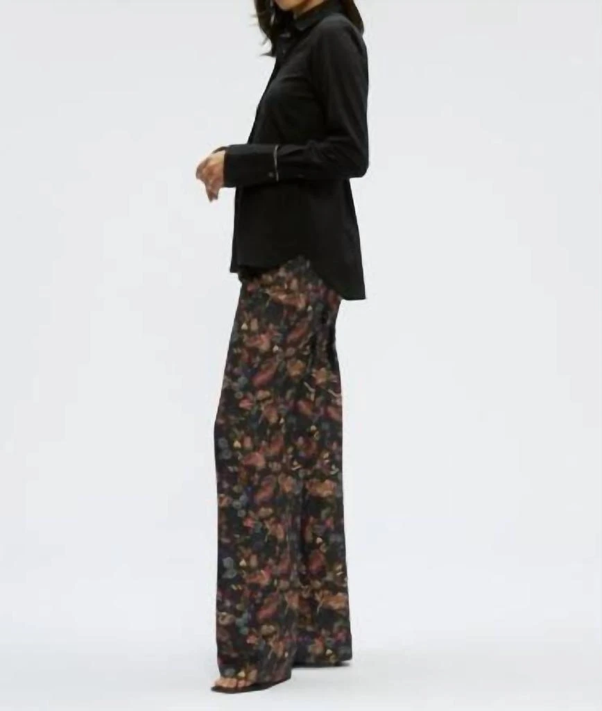 Robert Graham Women's Priscilla Shirt In Black 2
