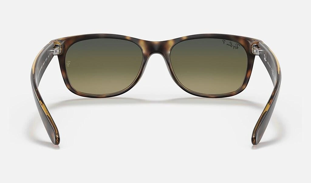 Ray-Ban NEW WAYFARER CLASSIC 4