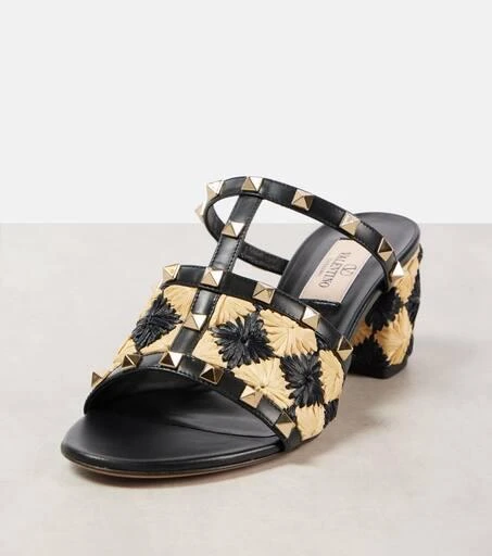 Valentino Rockstud 60 raffia-effect mules 5