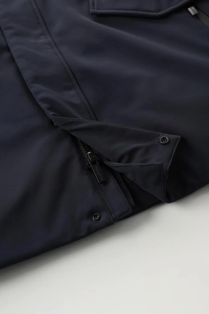 Woolrich Barrow Mac Softshell Coat - Men - Blue 6