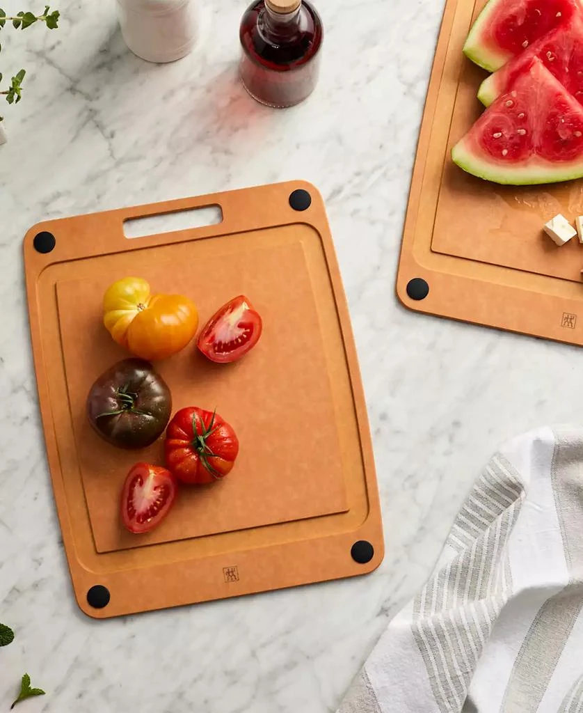 ZWILLING Plant Fiber 14x11.25" Natural with Juice Grooves and Silicone Feet Cutting Board 3
