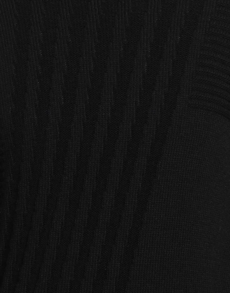 YOON Turtleneck 4
