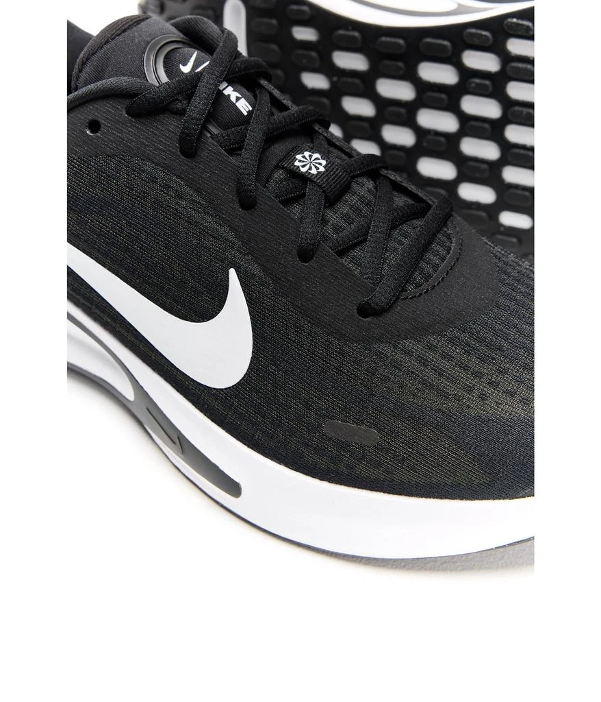 NIKE Journey Run 6