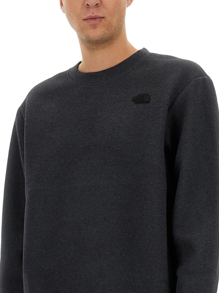 The North Face The North Face Long-Sleeved Crewneck Sweatshirt 4