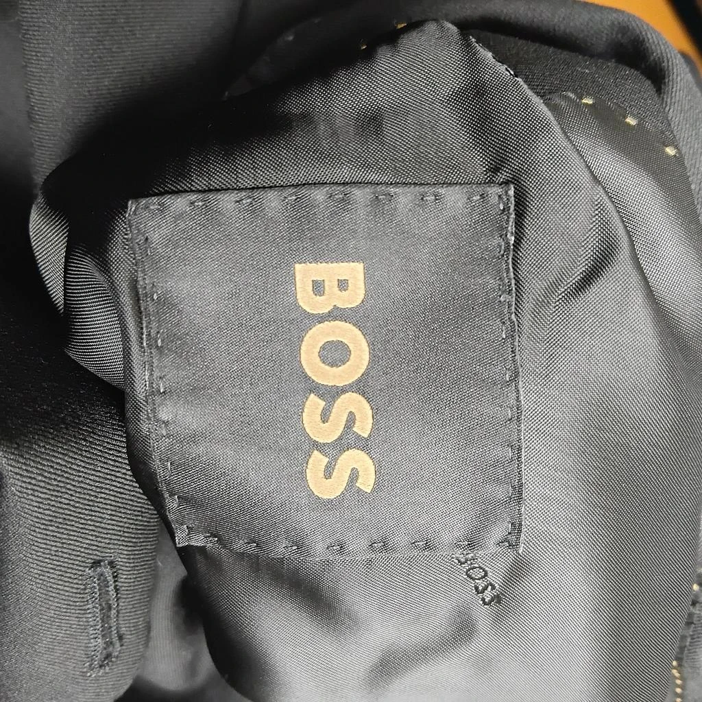 Hugo Boss Single-Breasted Blazer in Black Wool 3