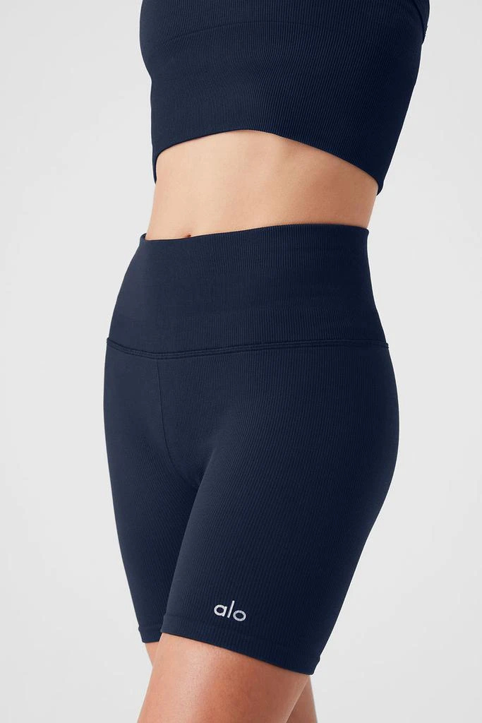 Alo Yoga 5" Seamless Ribbed Favorite Short - Navy 4