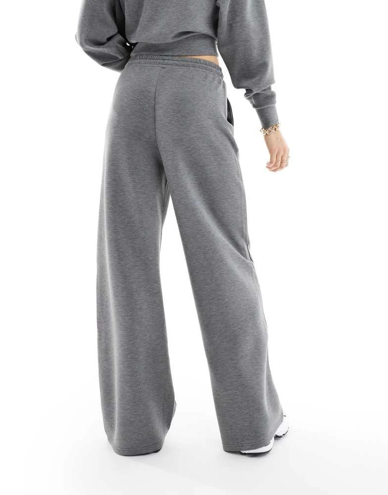 Stradivarius Stradivarius soft touch wide leg jogger in grey co-ord 2