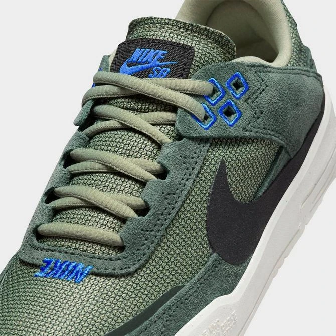 NIKE Big Kids' Nike SB Day One Skate Shoes 5