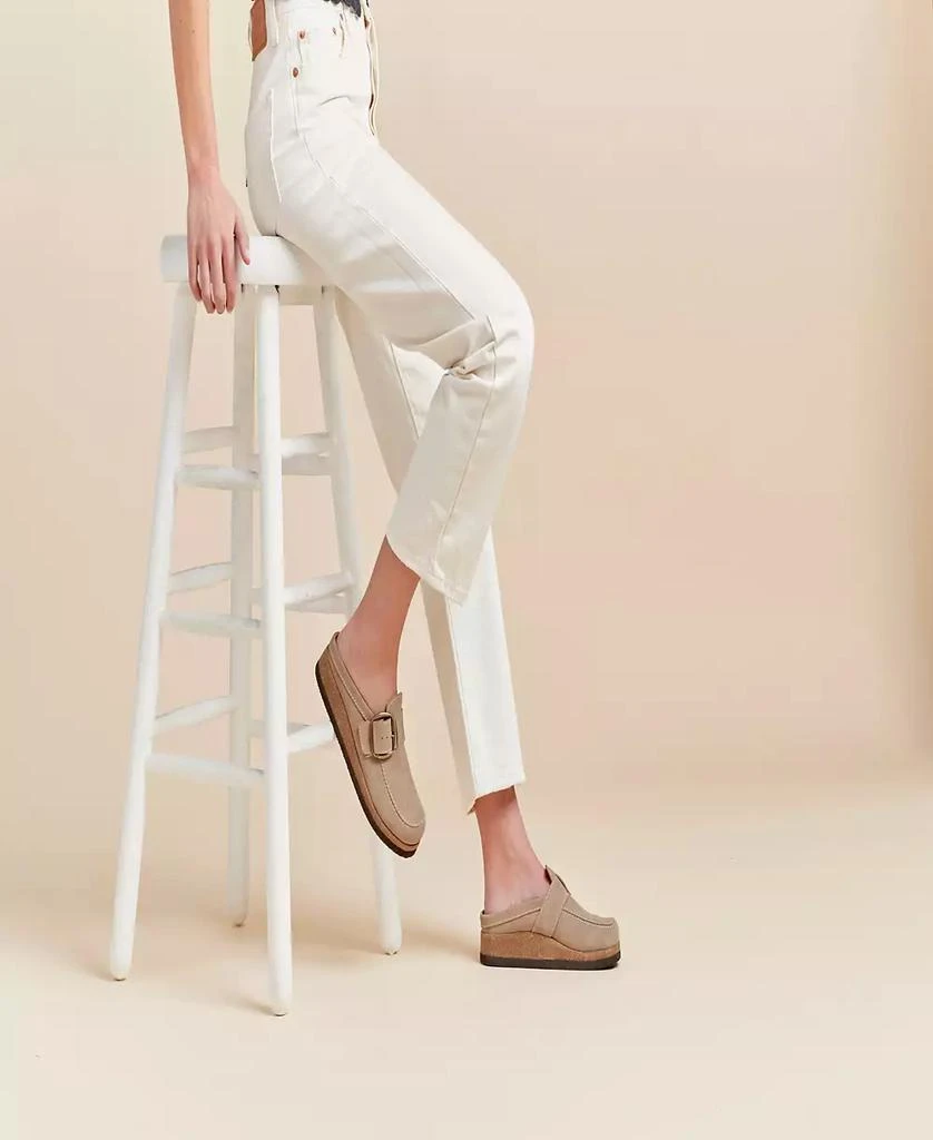 White Mountain Women's Bueno Slip On Clogs 7