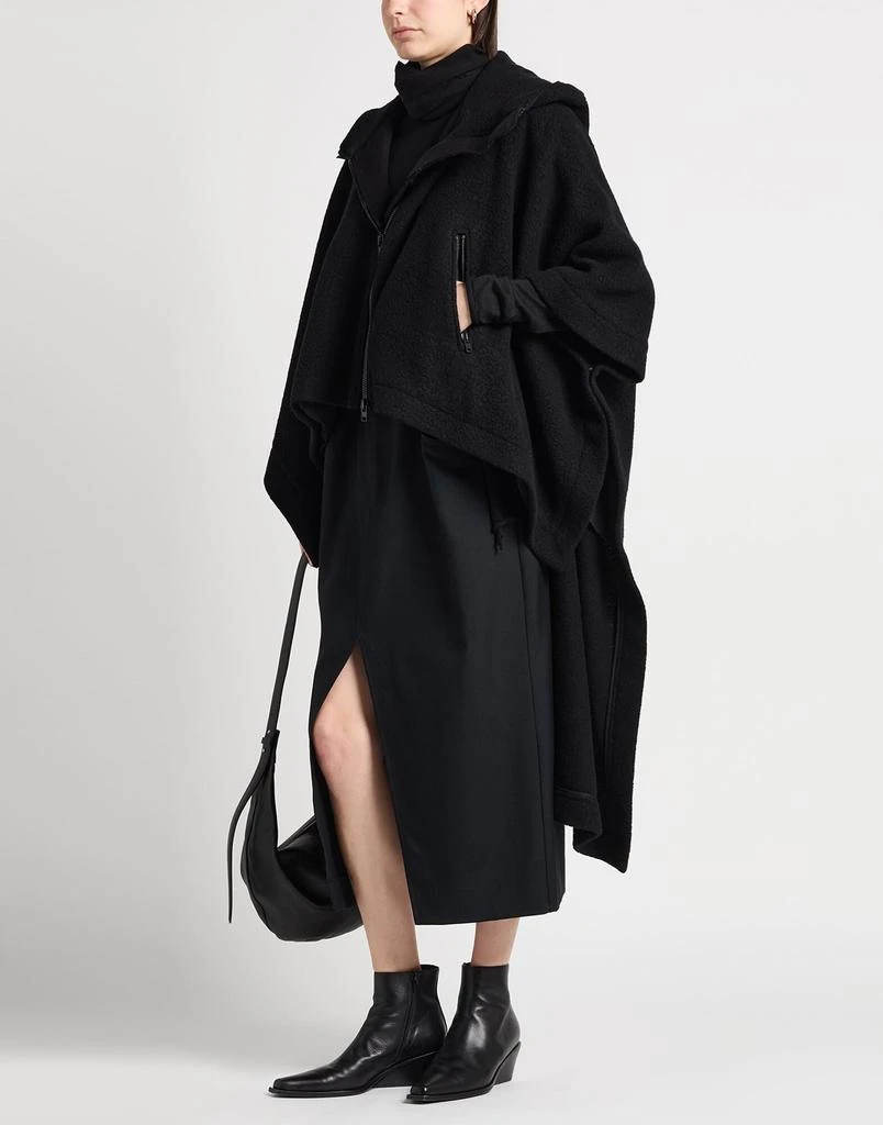 ISABEL BENENATO Cape 2