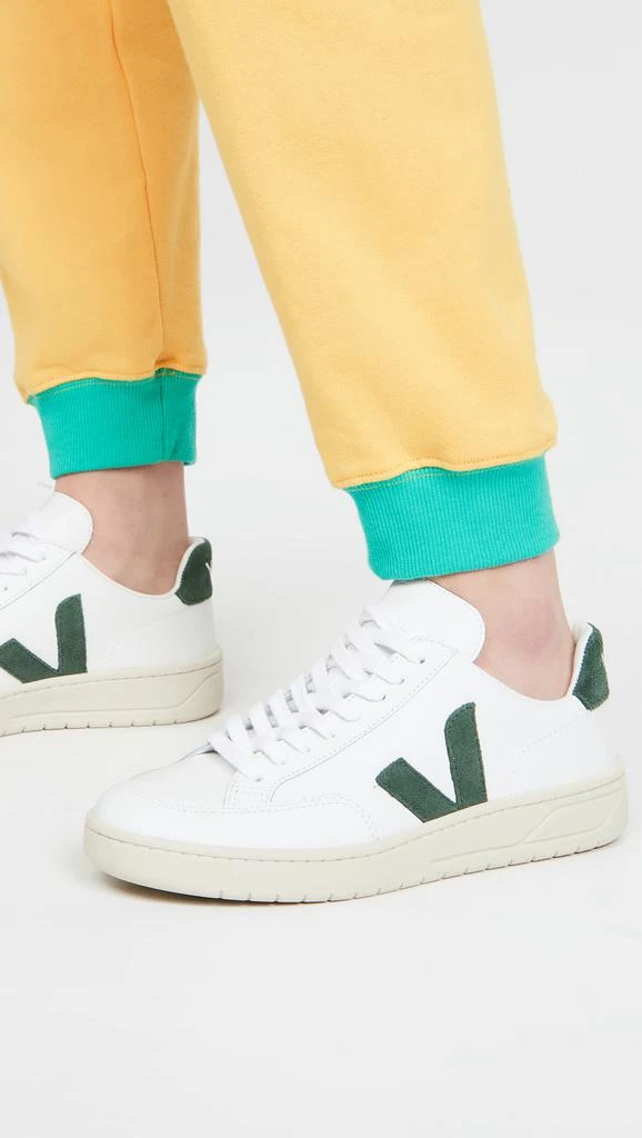 Veja V-12 Sneaker 2