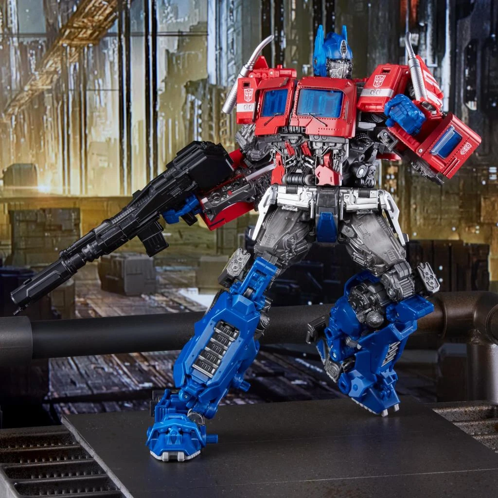 Transformers Transformers Movie Masterpiece Series MPM-12 Optimus Prime Collector Figure from Bumblebee Movie - Ages 8 and Up, 11-inch 7