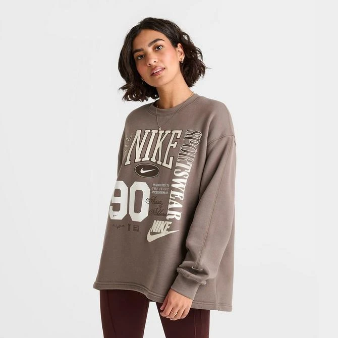 NIKE Women's Nike Sportswear Oversized French Terry Crewneck Sweatshirt 3