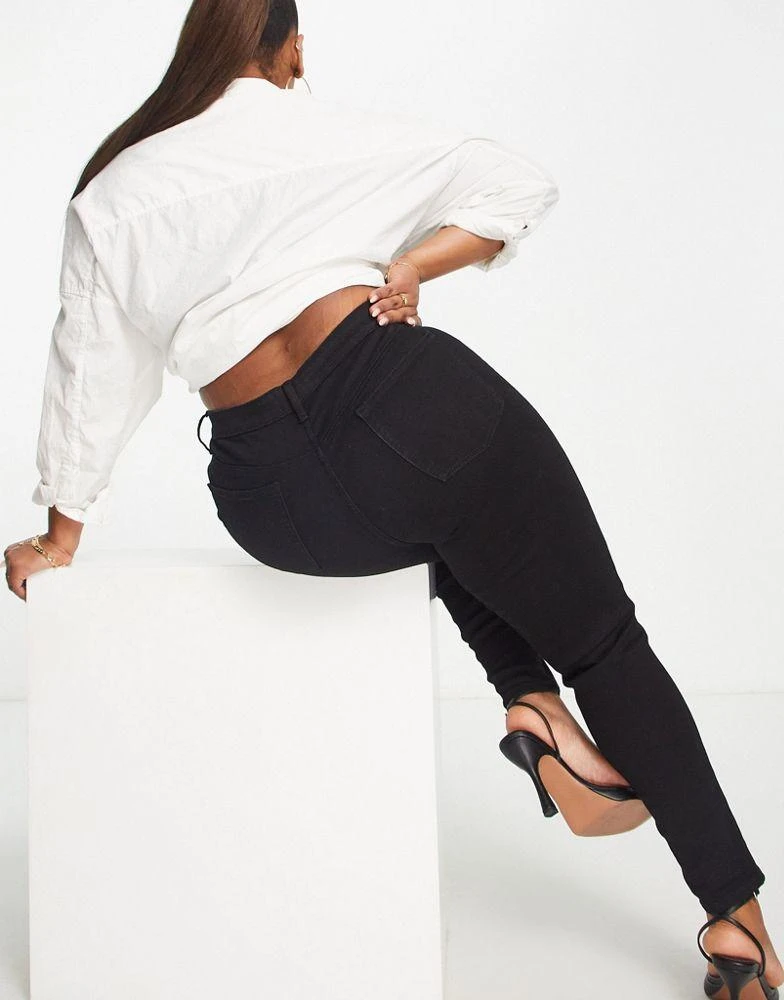 ASOS ASOS DESIGN Curve skinny jeans in black 2