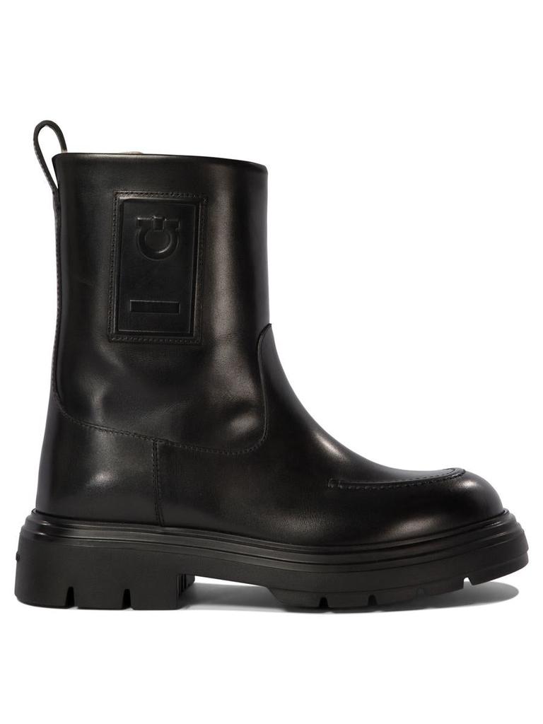 【FERRAGAMO】\