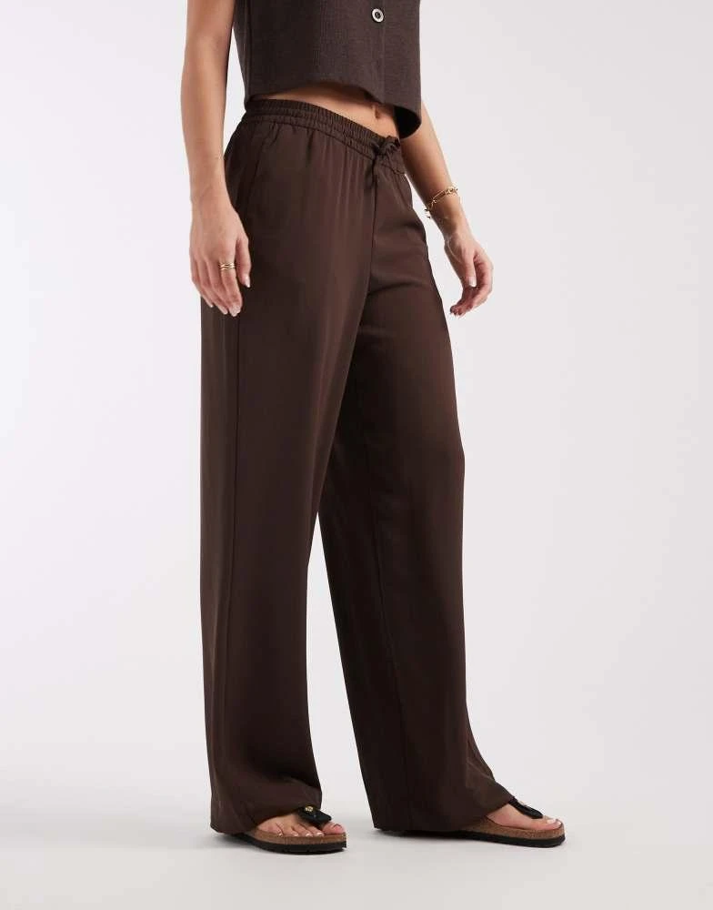JJXX JJXX drawstring trousers in brown 2