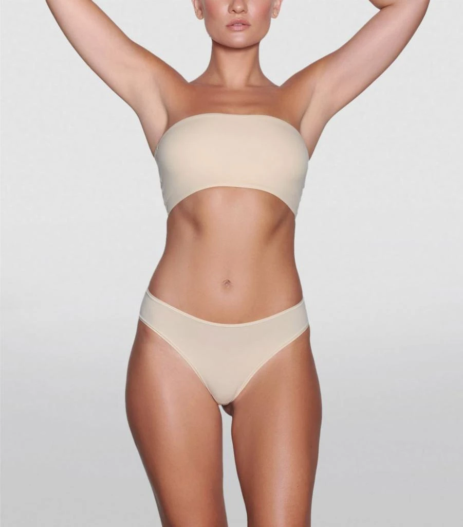 SKIMS Fits Everybody Bandeau Bra 2