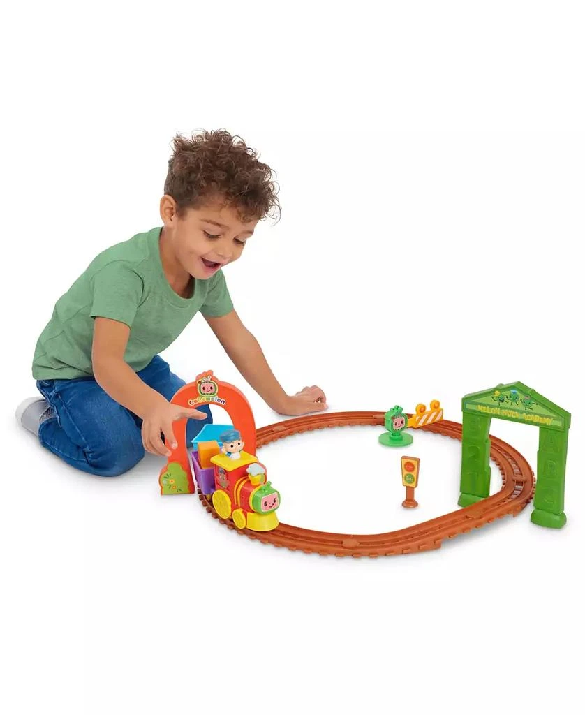 CoComelon All Aboard Music Train Set, 15 Piece 3