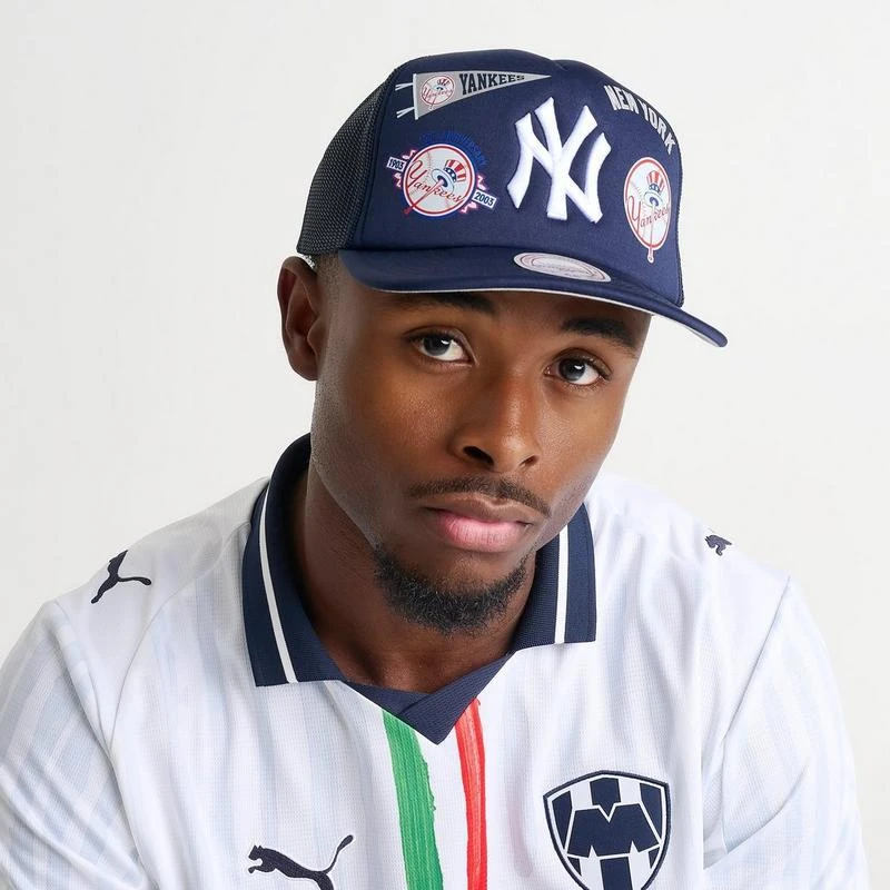 Mitchell 
Ness Mitchell 
Ness New York Yankees MLB Trucker Hat 1