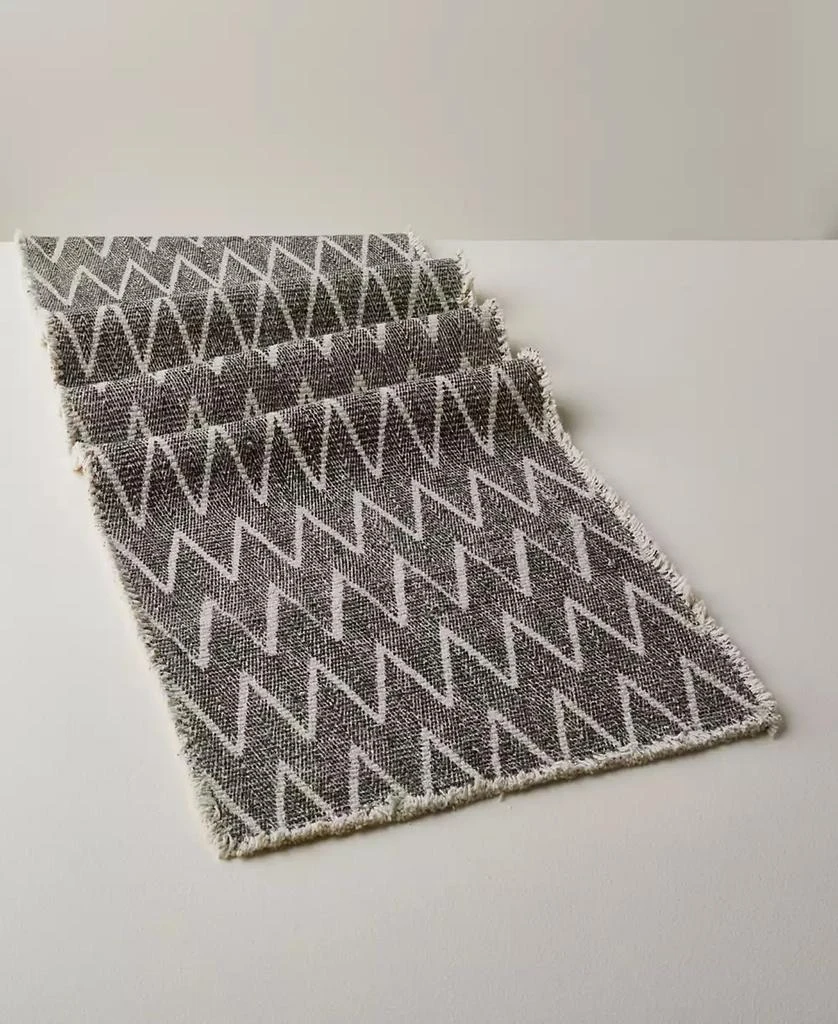 Tableau Black Zig Zag Runner 3